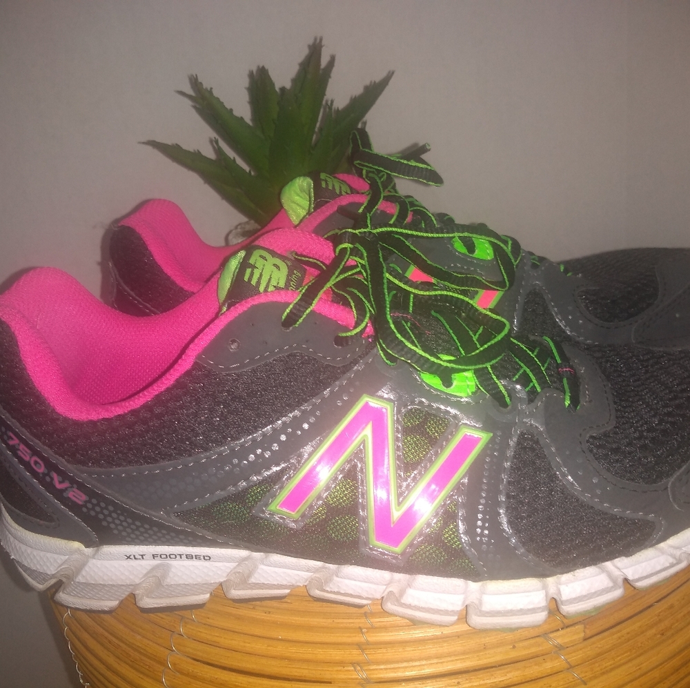 New Balance - 750 v2 Running Shoe